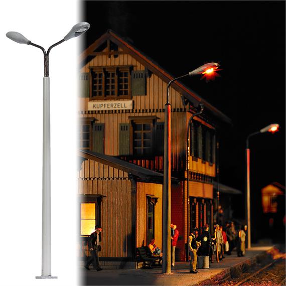 Busch 4138 Betonmast mit 2 Leuchten LED - H0 (1:87)