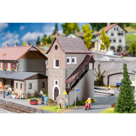 Faller 120274 Schalthaus Zuoz - H0 (1:87)