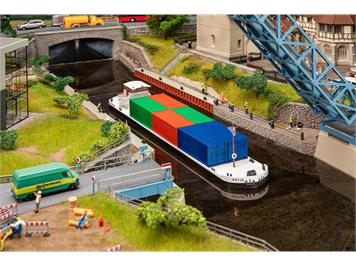 Faller 131013 Flussfrachter mit Containern - H0 (1:87)