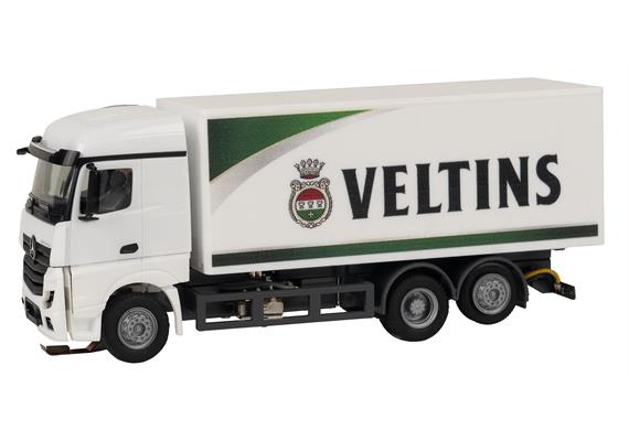 Faller 161439 LKW MB Actros Streamspace Kofferaufbau Veltins Gettränke (HERPA) - H0 (1:87) | Bild 1