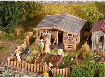 Faller 180493 Schrebergarten mit grossem Gartenhäuschen - H0 (1:87)
