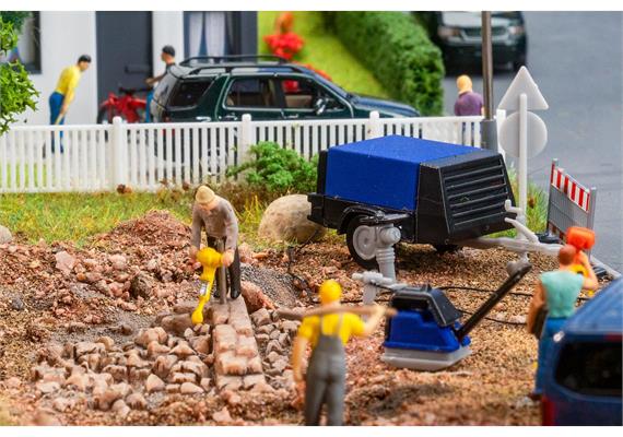 Faller 180693 Bauarbeiter mit Kompressor - H0 (1:87) | Bild 1