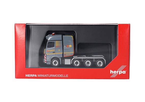 Herpa 317047 Mercedes-Benz Arocs Bigspace Schwerlast-Zugmaschine 4achs. "Friderici" - H0 | Bild 5