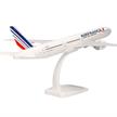 Herpa 613491 Air France Boeing 777-300ER - 2021 livery – F-GSQJ “Strasbourg” - 1:200 | Bild 2