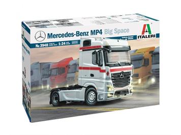 Italeri 03948 Mercedes-Benz MP4 Big Space, Massstab 1:24