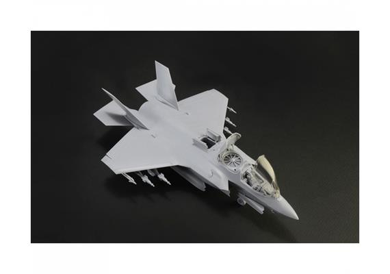 Italeri 1425 F-35 B Lightning II Lockheed Martin - Massstab 1:72 | Bild 2