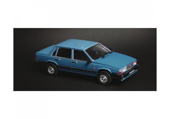 Italeri 3623 Volvo 760 GLE - Massstab 1:24 | Bild 2