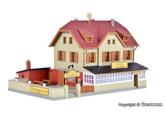 Kibri 37114 Gasthaus zur Eisenbahn mit Biergarten - N (1:160) | Bild 2