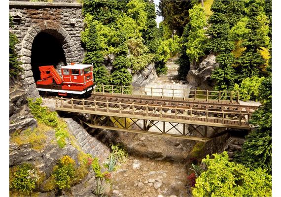 Noch 67024 Brückenfahrbahn gerade mit Brückenköpfen - H0 (1:87) | Bild 1