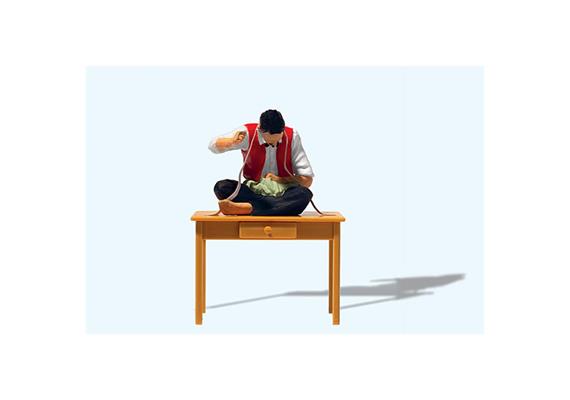 Preiser 45530 Schneider bei der Arbeit - G (1:22,5)