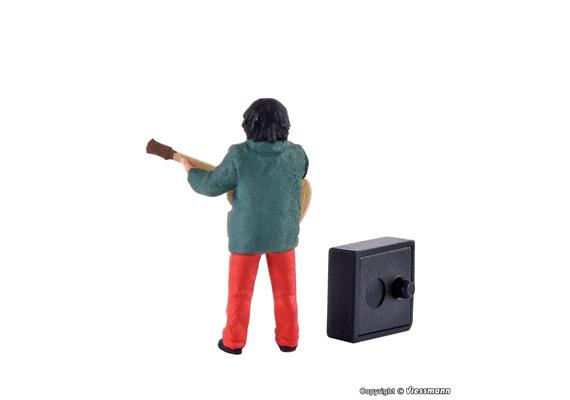 Viessmann 1510 Straßengitarrist mit Verstärker, bewegt - H0 (1:87) | Bild 2