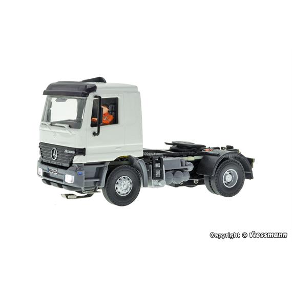 Viessmann 8114 MB ACTROS 2-achs Sattelschlepper, Basis, Funktionsmodell - H0 (1:87) Viessmann 8114 MB ACTROS 2-achs Sattelschlepper, Basis, Funktionsmodell - H0 (1:87)