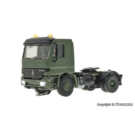 Viessmann 8160 MB ACTROS 2-achs Sattelschlepper mit Rundumleuchten, Militär, Basis - H0
