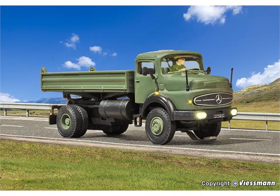 Viessmann 8161 MB Rundhauber 2-achs mit Kipp-Pritsche, Militär, Basis - H0 | Bild 4