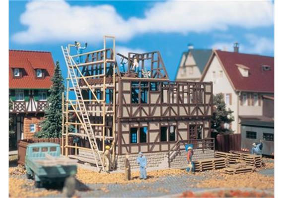 Vollmer Fachwerkhaus im Bau Spur H0